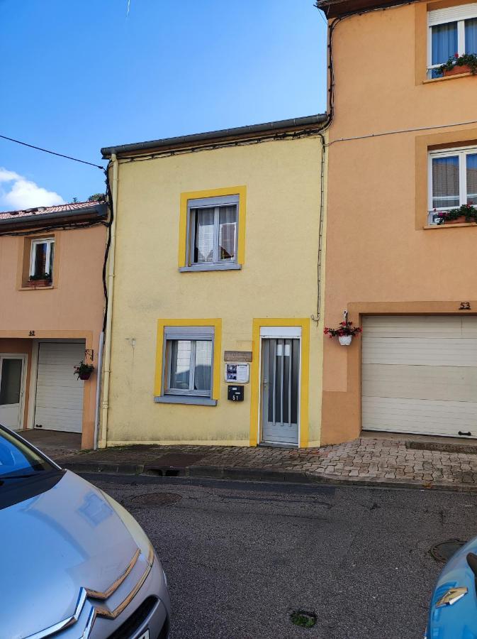 Residence L'Alexandra 2 Etoiles Бурбон-ле-Ба Екстериор снимка