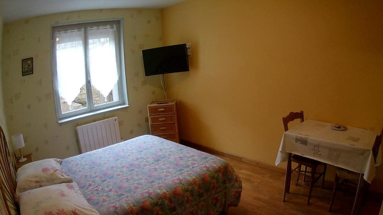 Residence L'Alexandra 2 Etoiles Бурбон-ле-Ба Екстериор снимка