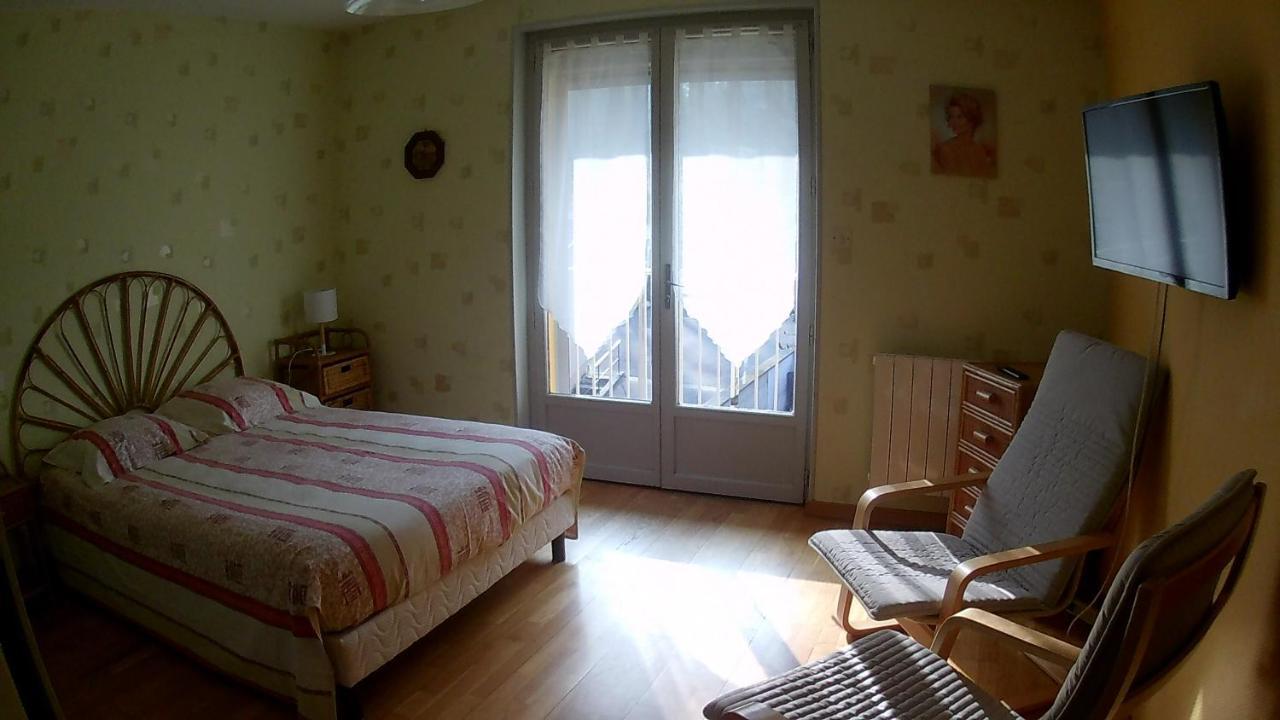 Residence L'Alexandra 2 Etoiles Бурбон-ле-Ба Екстериор снимка