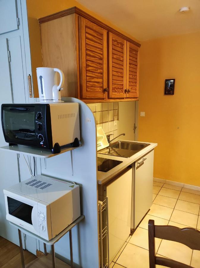 Residence L'Alexandra 2 Etoiles Бурбон-ле-Ба Екстериор снимка