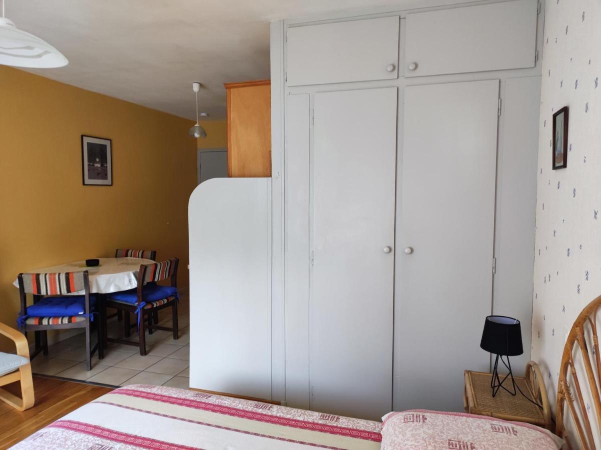 Residence L'Alexandra 2 Etoiles Бурбон-ле-Ба Екстериор снимка