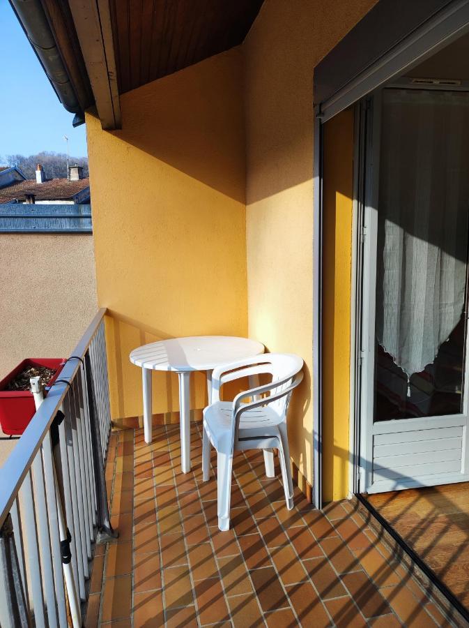 Residence L'Alexandra 2 Etoiles Бурбон-ле-Ба Екстериор снимка