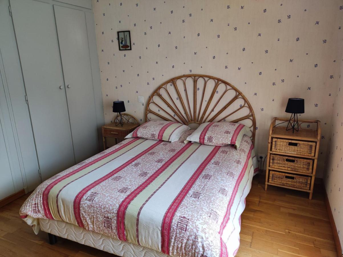 Residence L'Alexandra 2 Etoiles Бурбон-ле-Ба Екстериор снимка