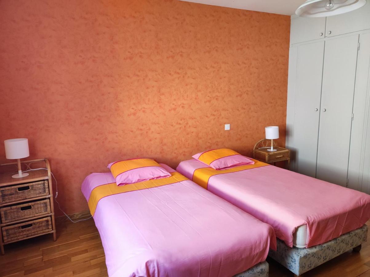 Residence L'Alexandra 2 Etoiles Бурбон-ле-Ба Екстериор снимка