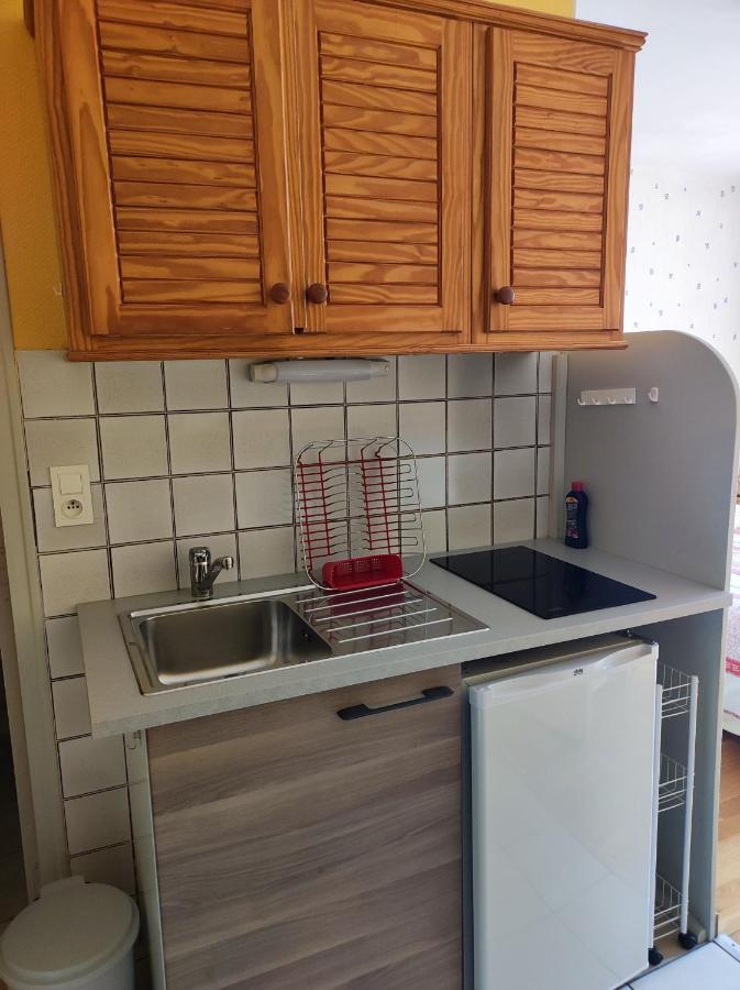 Residence L'Alexandra 2 Etoiles Бурбон-ле-Ба Екстериор снимка
